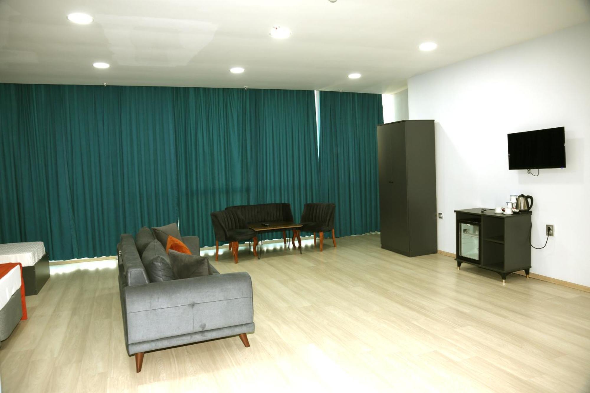 Zoom Hotel Istanbul Exterior photo